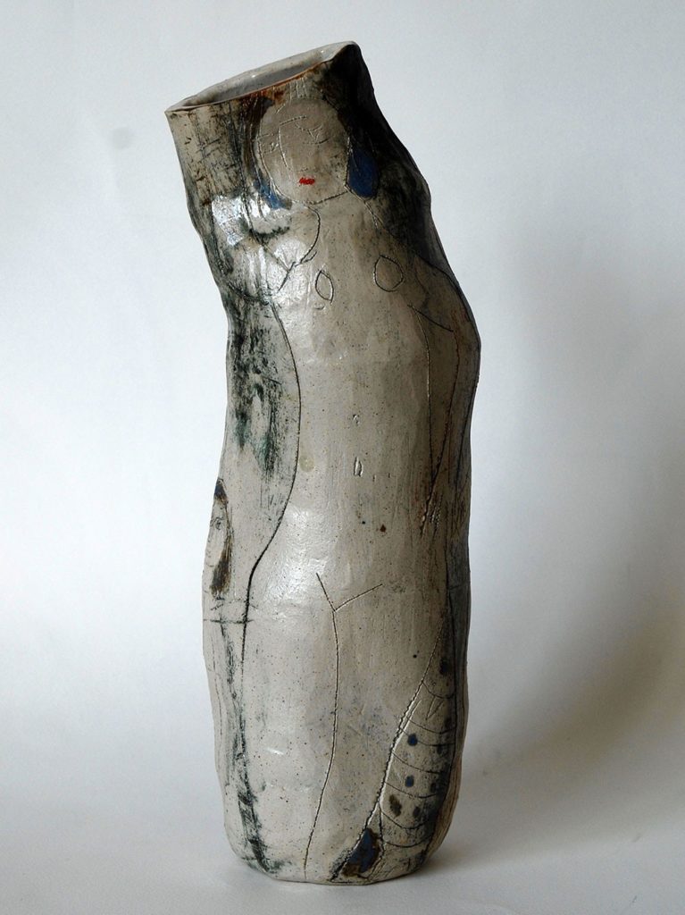 Lady Vase side 001